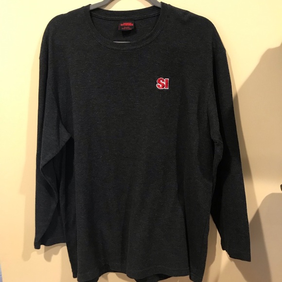 Sports Illustrated Sweaters Sports Illustrated Light Knit Sweater